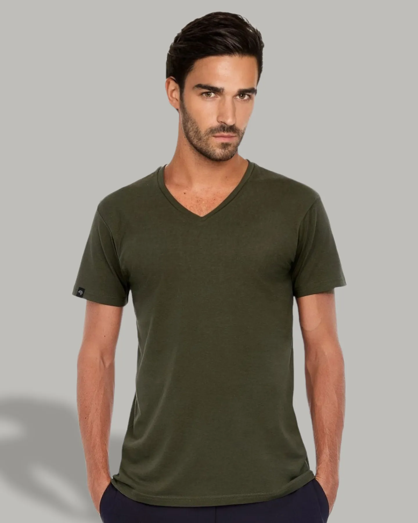 BAC TM044 ― Unisex Bio-Baumwolle V-Neck T-Shirt - Grau