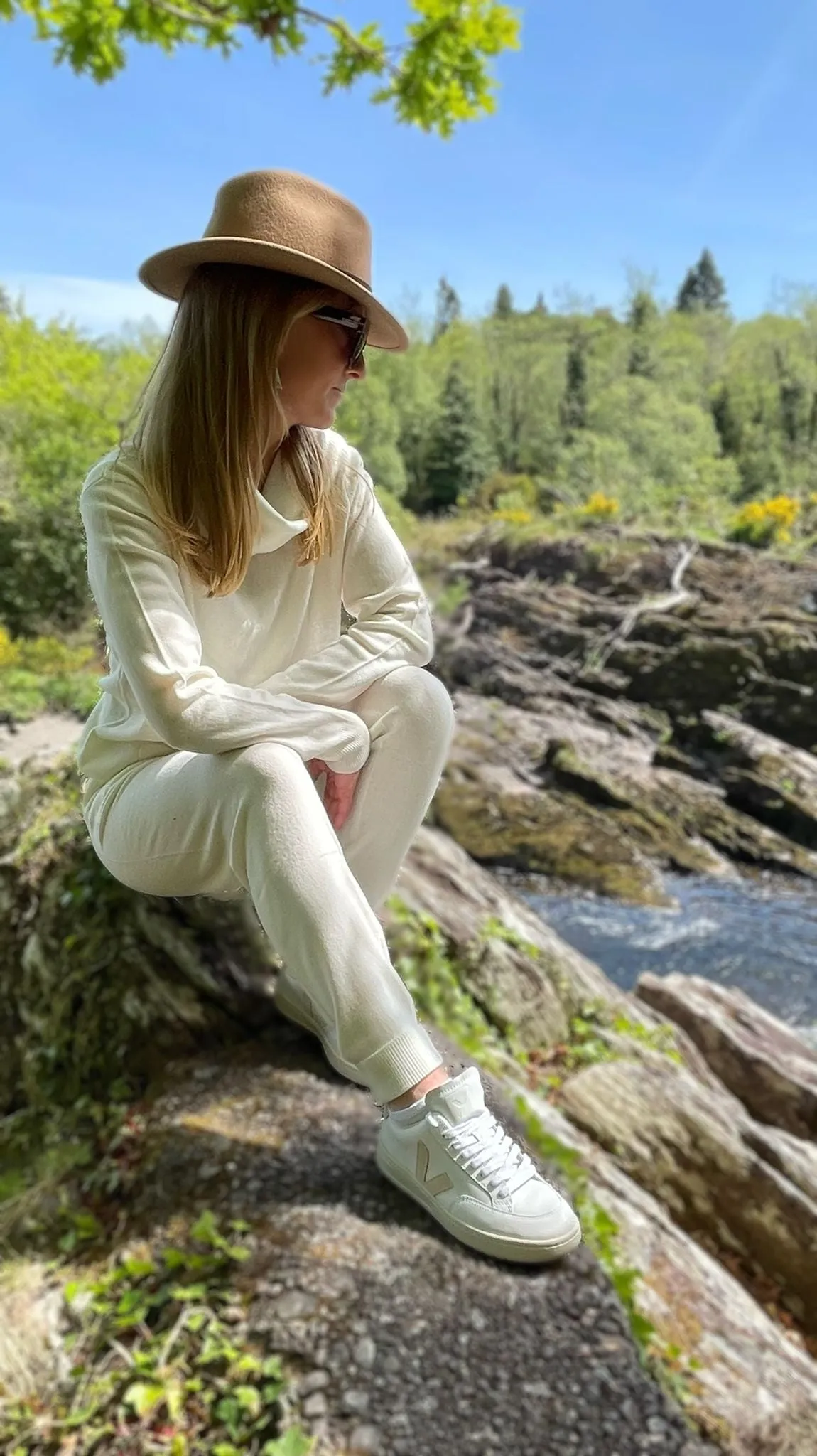 Cashmere Joggers in White