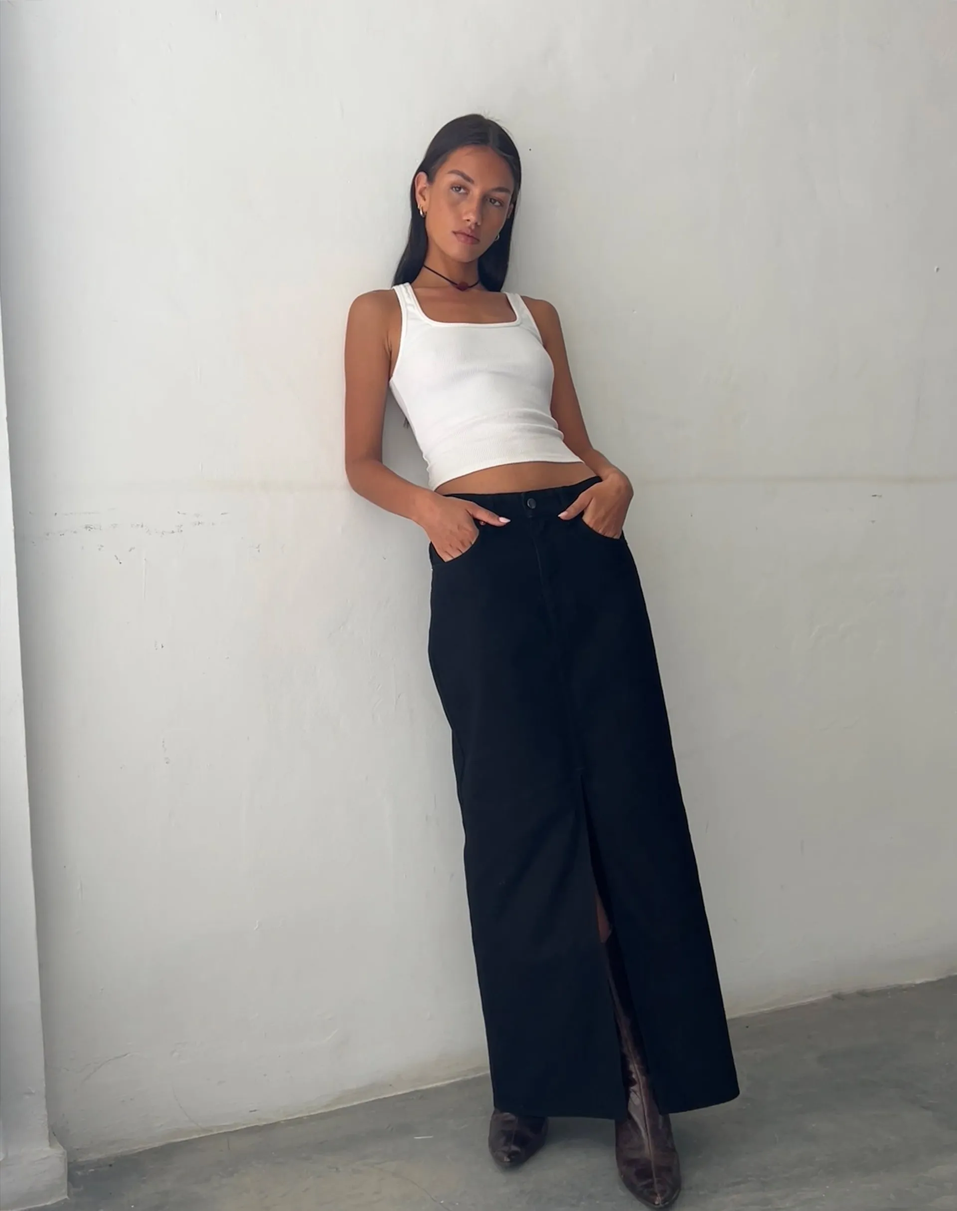 Low Rise Denim Maxi Skirt in Rinse Black