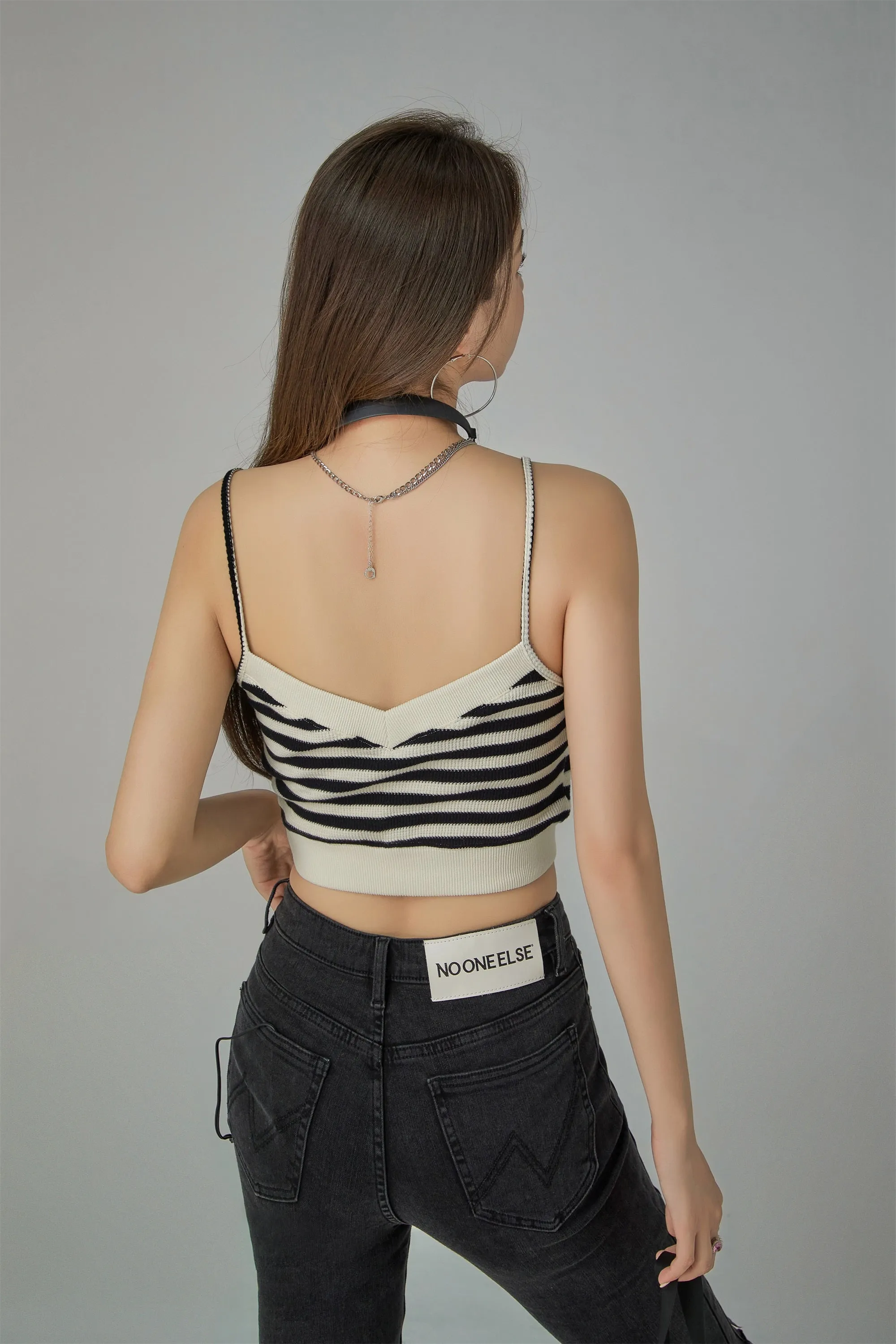 V Neck Stripe Knit Crop T-Shirt