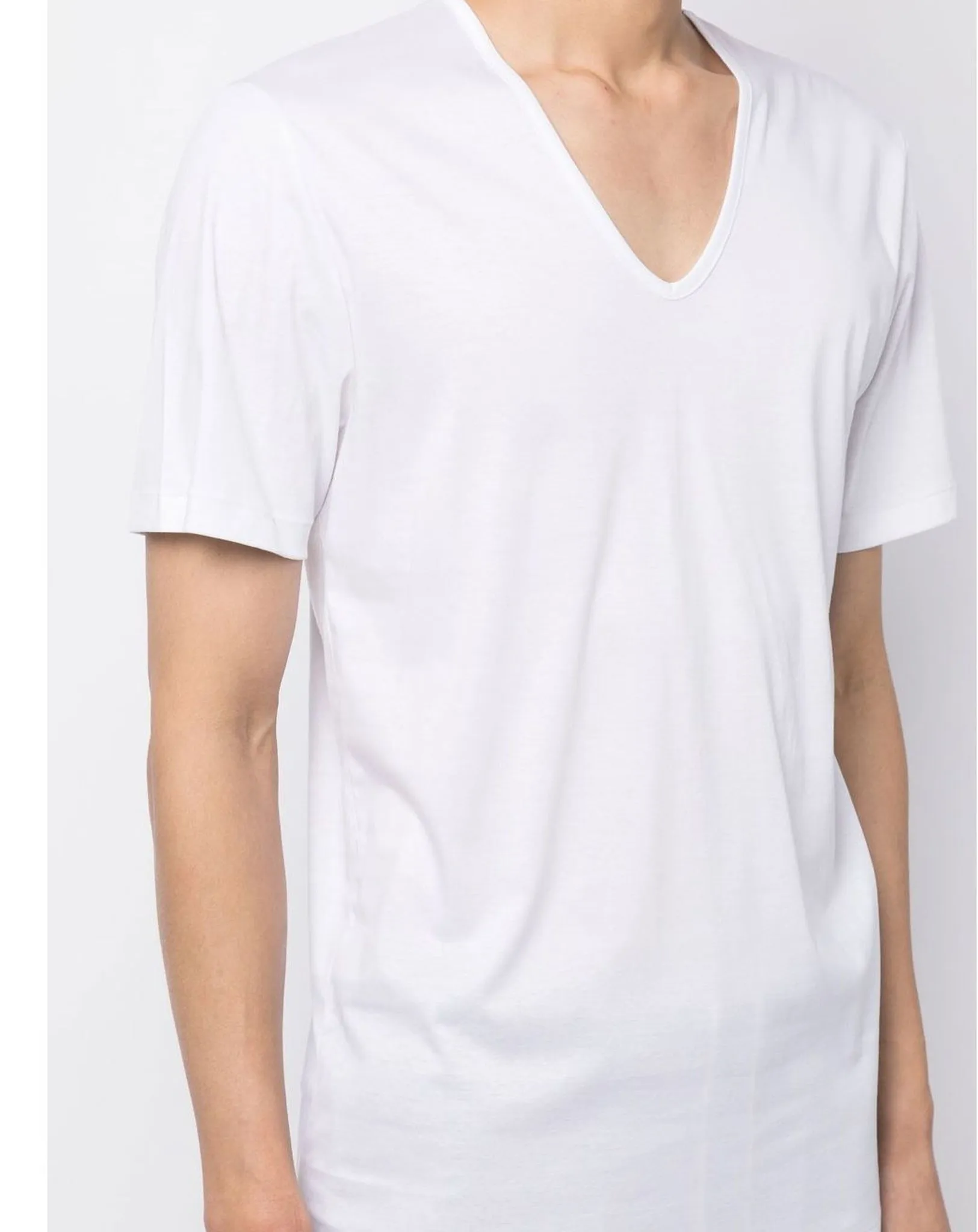 V-neck T-shirts