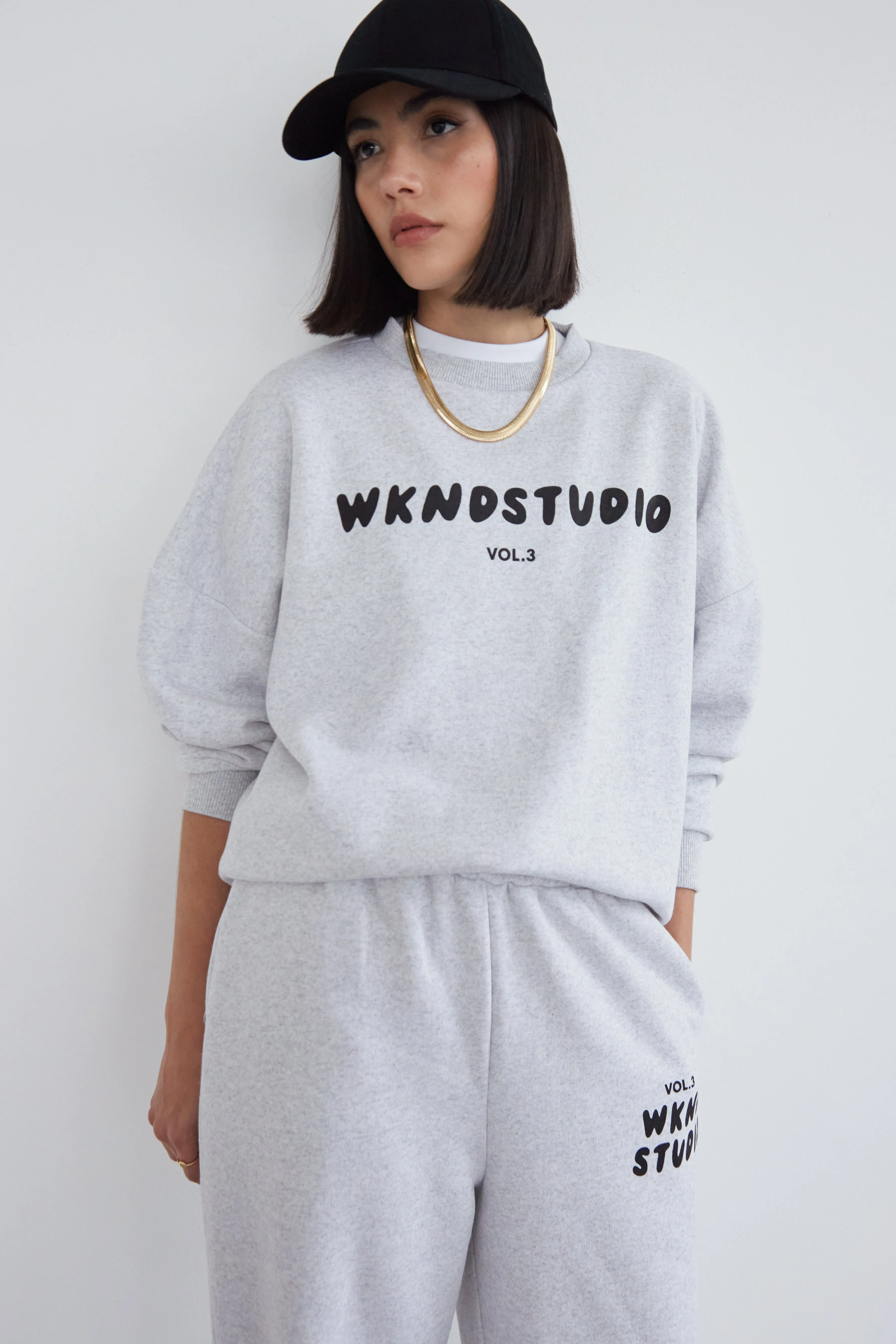 WKND STUDIO OVERSIZED JOGGER