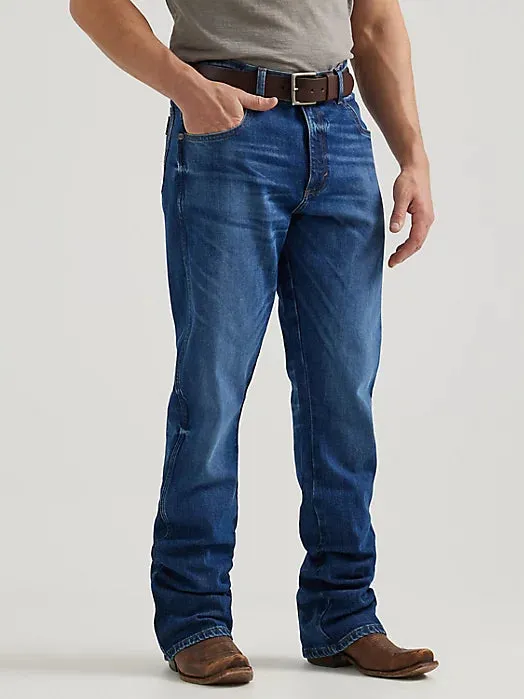 Wrangler Retro Men's Relaxed Bootcut Jean in Troxler